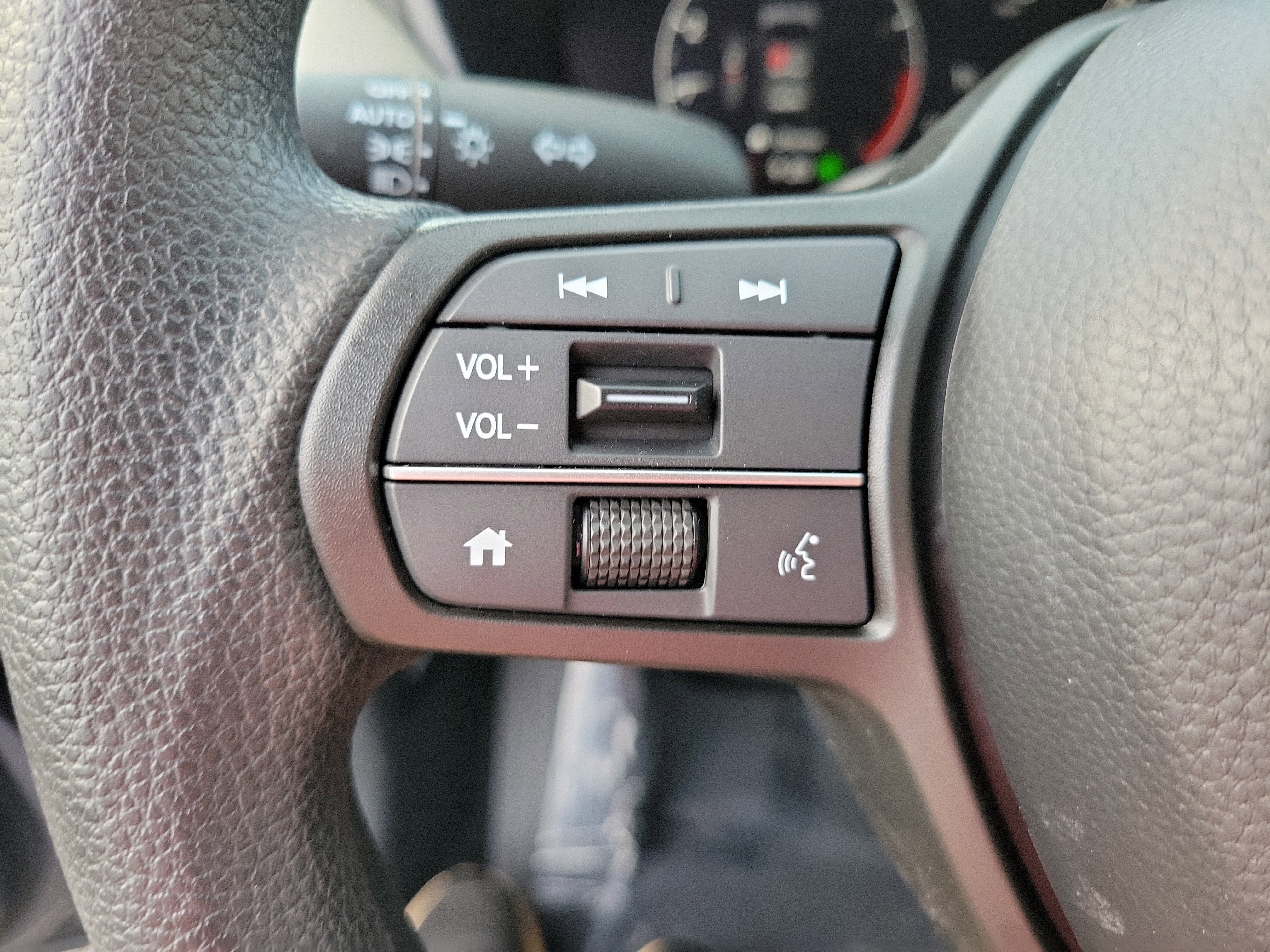 New 2026 Honda HR-V LX image 28