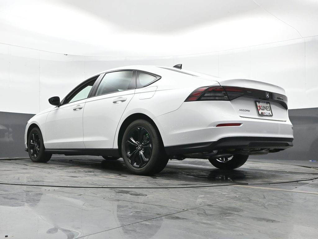 Used 2025 Honda Accord SE image 42