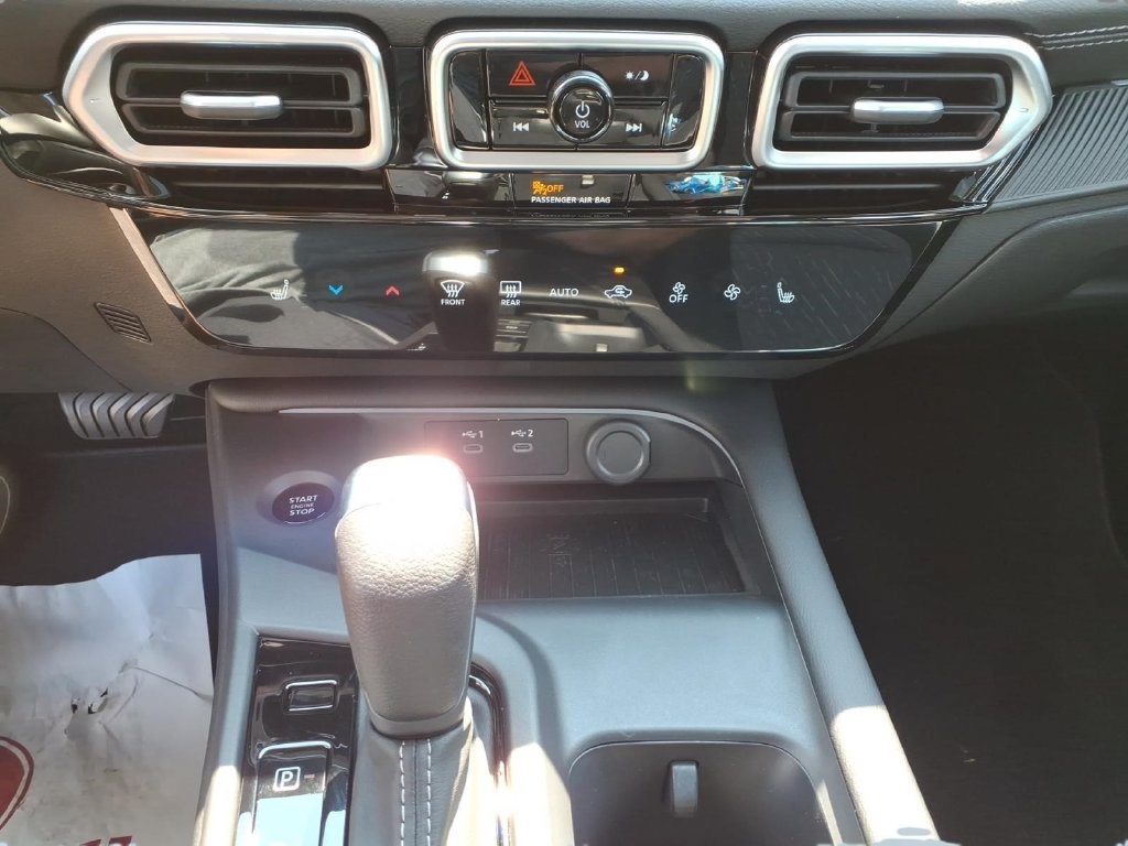 New 2026 Nissan Sentra SV w/ SV Convenience Package FWD image 20