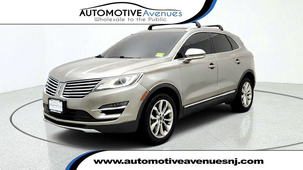 Used 2017 Lincoln MKC Select w/ Select Plus Package AWD/4WD image 1