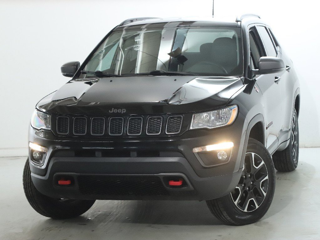 Used 2020 Jeep Compass Trailhawk image 3