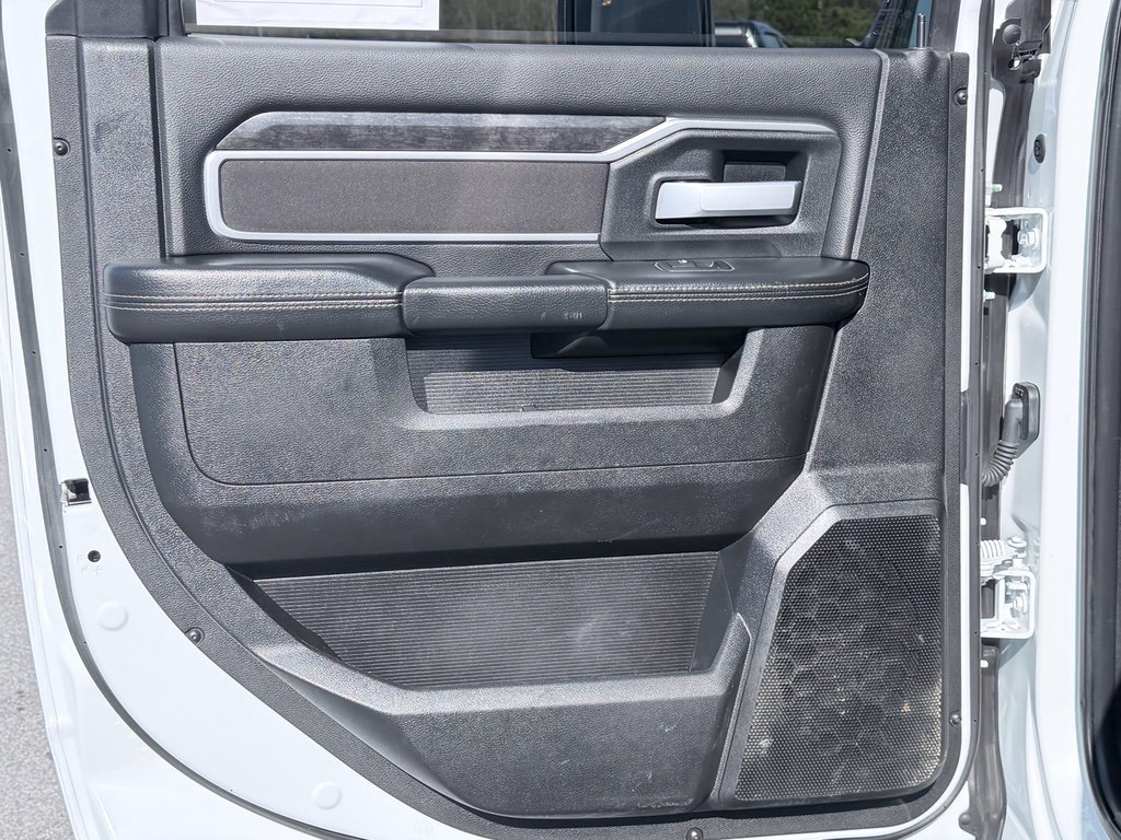 Used 2024 RAM 3500 SLT w/ Quick Order Package 2YG SLT image 27