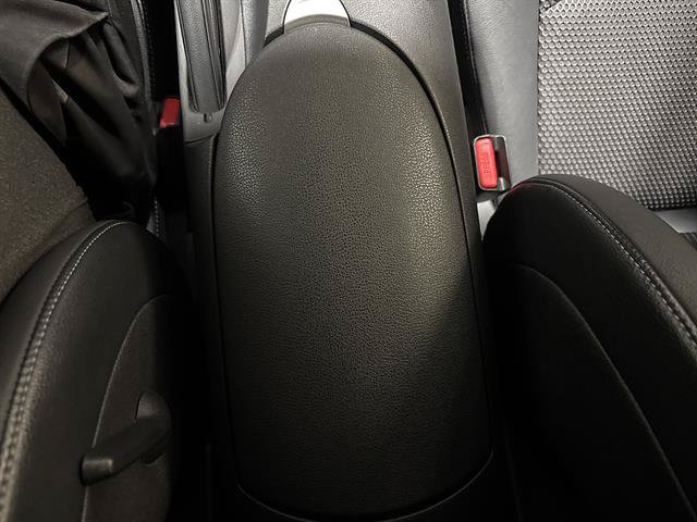 Used 2018 Nissan 370Z Touring RWD image 13