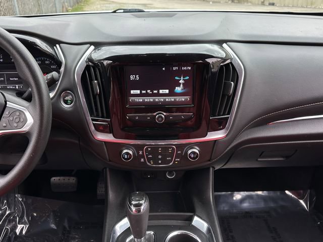 Used 2018 Chevrolet Traverse LS image 15