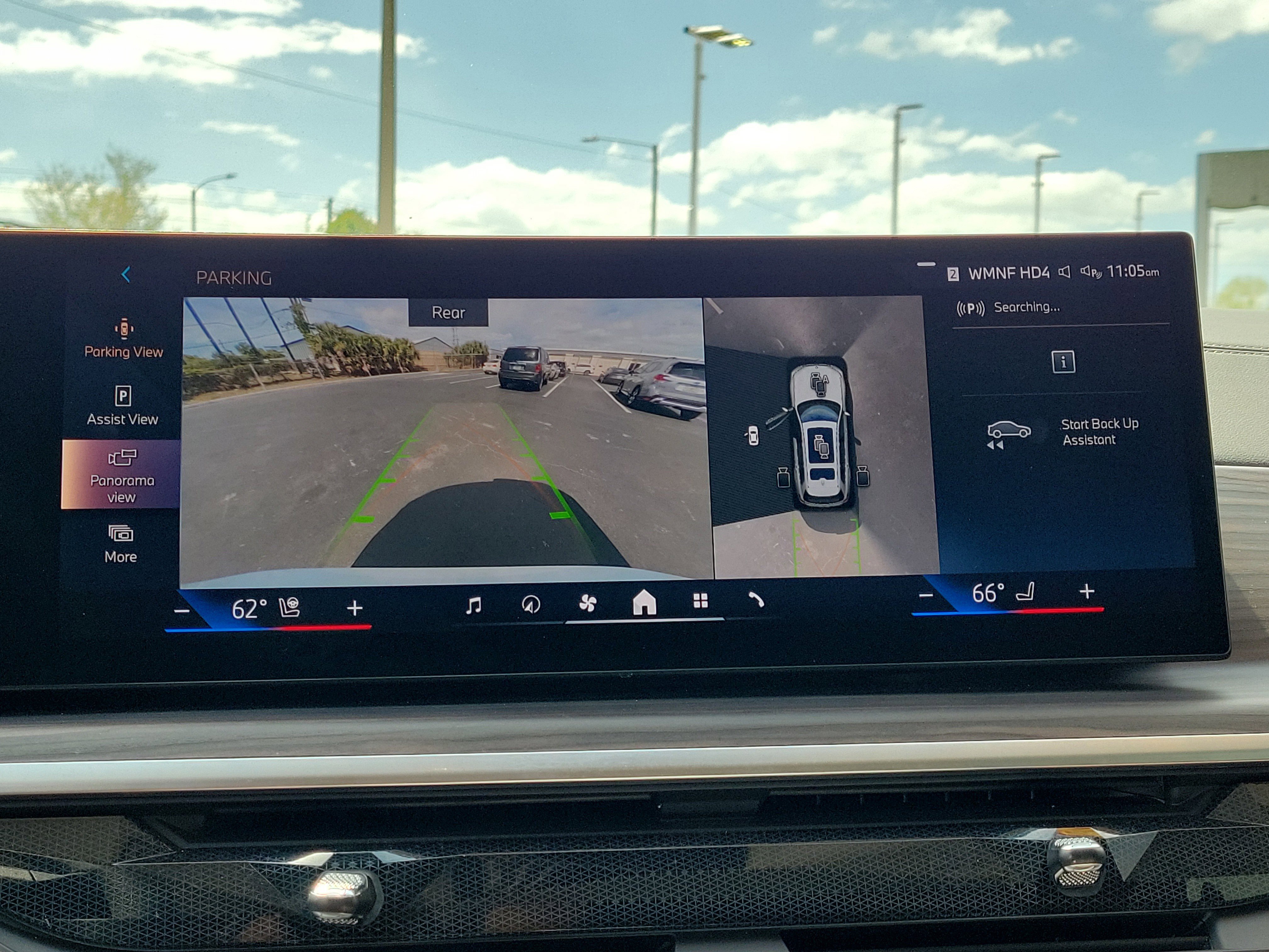 Certified 2024 BMW X7 xDrive40i w/ Premium Package AWD/4WD image 26