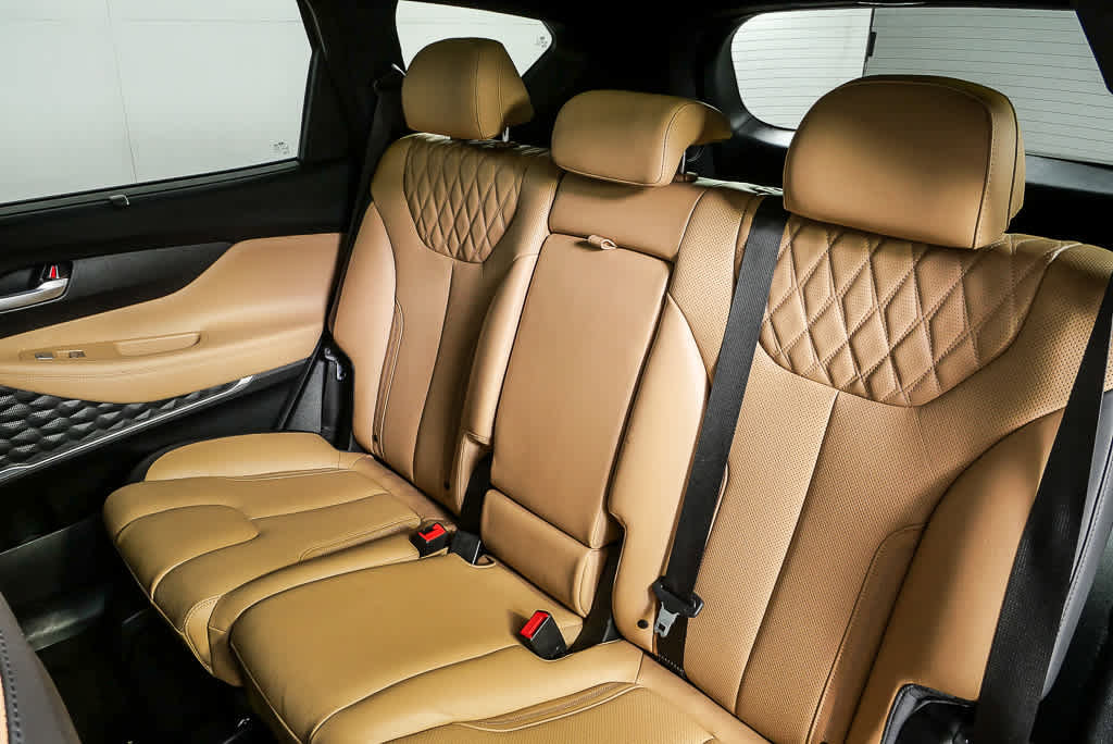 Used 2021 Hyundai Santa Fe Calligraphy w/ Cargo Package image 20