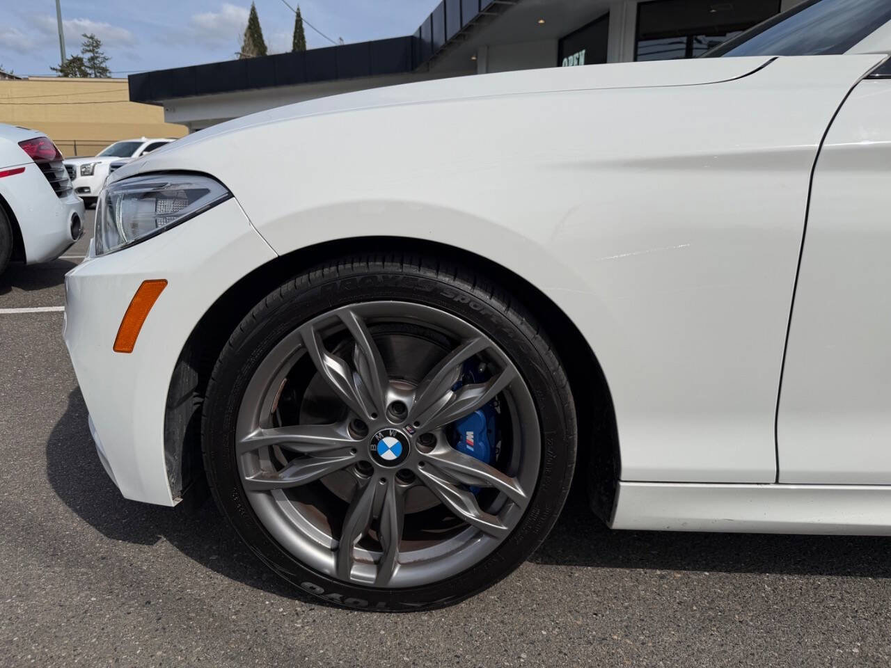 Used 2016 BMW M235i Coupe image 2
