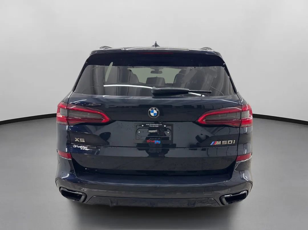 Used 2020 BMW X5 M50i w/ Executive Package image 8