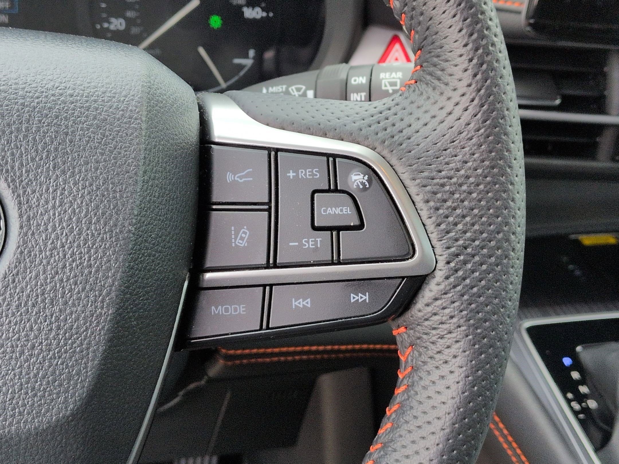 Used 2024 Toyota Sienna XSE w/ XSE Plus Package image 20