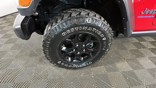 Used 2023 Jeep Wrangler Unlimited w/ Cold Weather Group AWD/4WD image 8