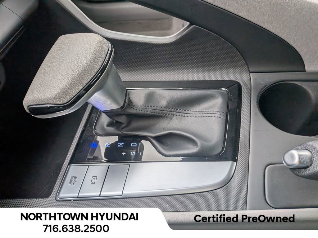 Certified 2023 Hyundai Elantra SE image 16