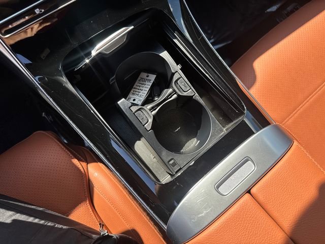 Used 2025 Mercedes-Benz C 300 4MATIC Sedan image 39