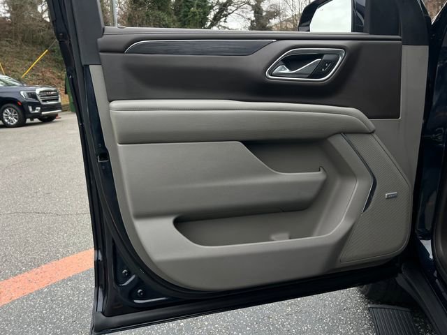 Used 2021 GMC Yukon SLT w/ SLT Luxury Plus Package image 10