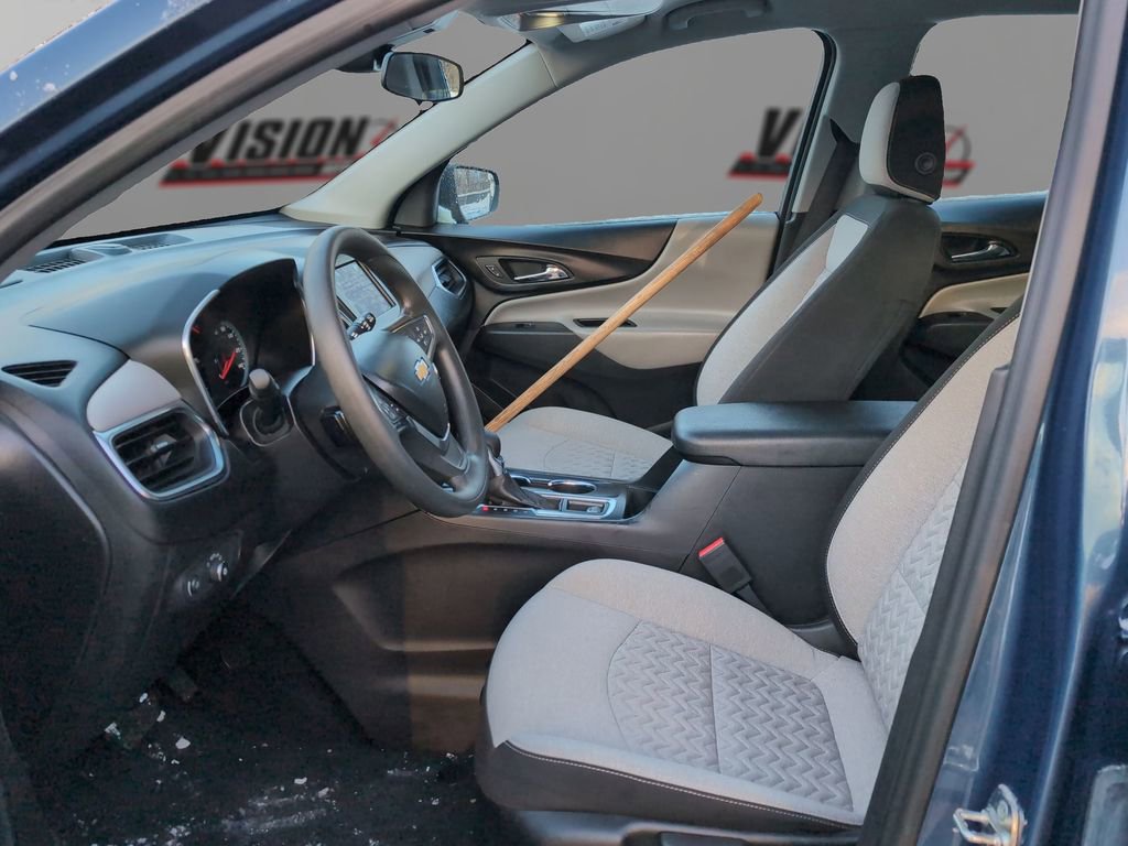 Used 2024 Chevrolet Equinox LS w/ Driver Confidence II Package image 9