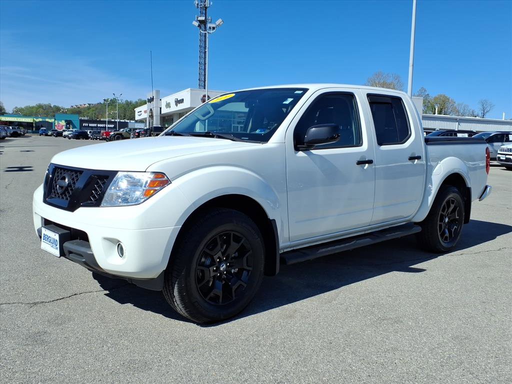 Used 2020 Nissan Frontier SV w/ Midnight Edition Floor Mats image 8