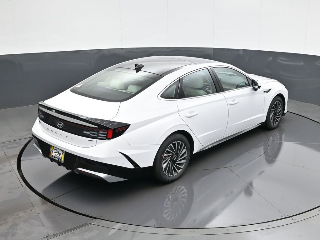 New 2026 Hyundai Sonata Limited FWD image 17