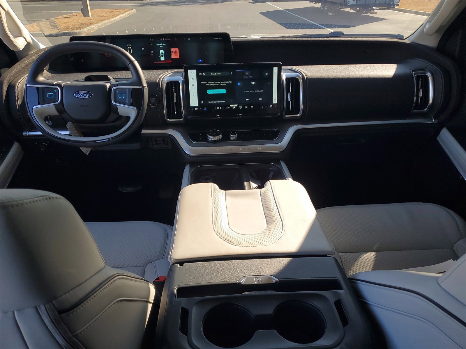 Certified 2025 Ford Expedition Platinum w/ Platinum Ultimate Package image 15