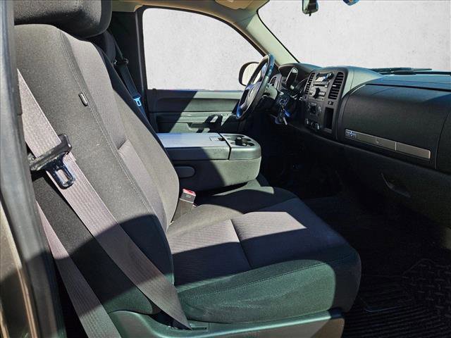 Used 2013 Chevrolet Silverado 1500 LT image 21