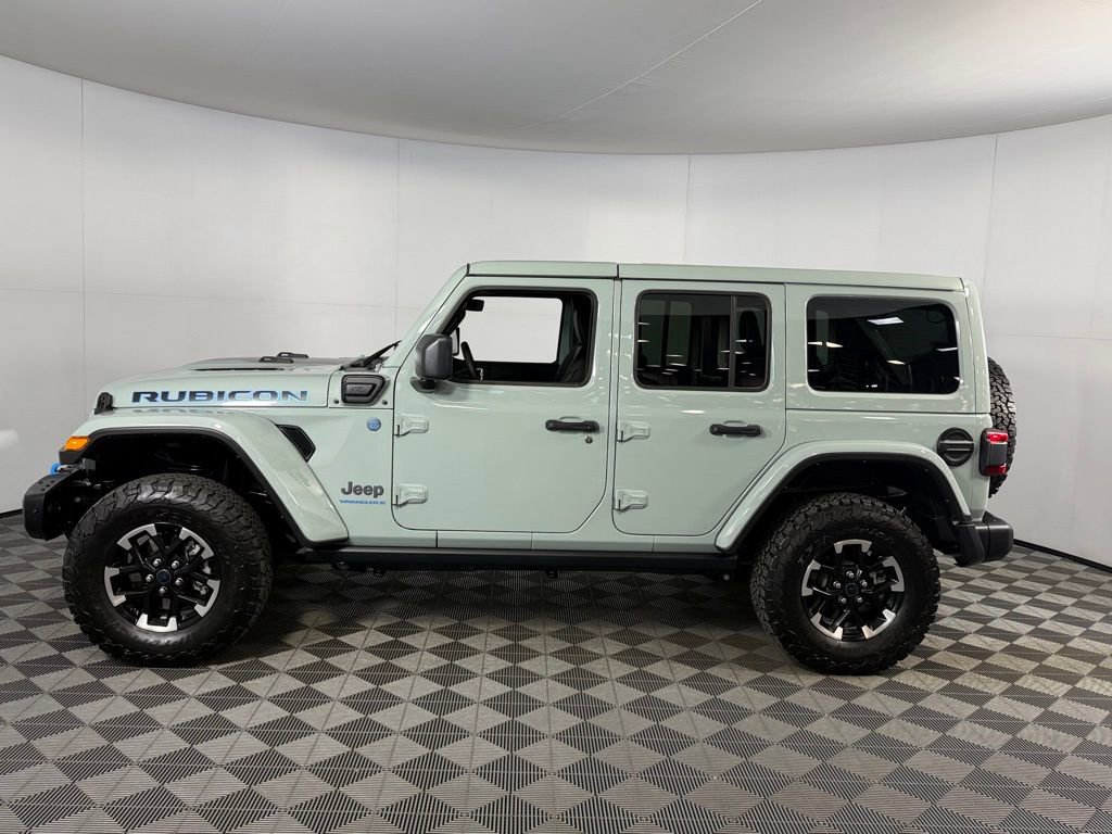 Used 2024 Jeep Wrangler Unlimited Rubicon 4xe image 8