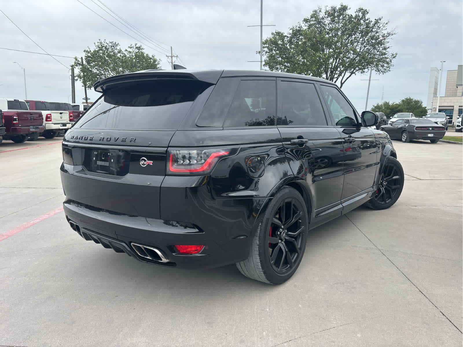 Used 2021 Land Rover Range Rover Sport SVR AWD/4WD image 4