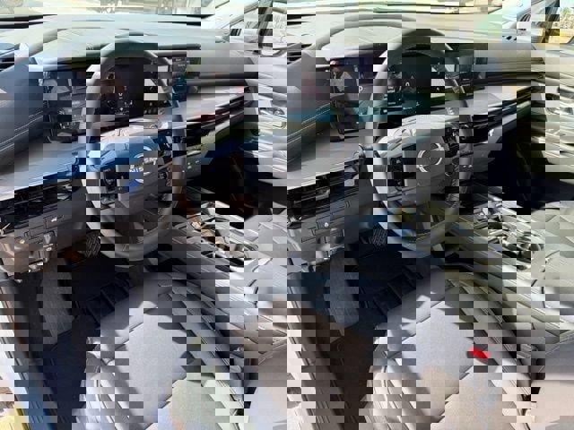 Used 2025 Nissan Murano SL image 11