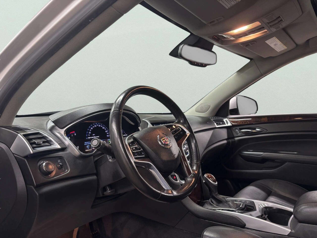 Used 2016 Cadillac SRX Luxury w/ Driver Awareness Package image 11