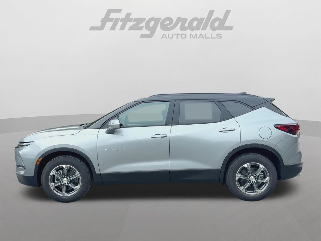 New 2026 Chevrolet Blazer LT AWD/4WD image 5