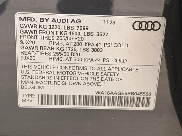 Used 2024 Audi Q8 e-tron Prestige w/ Prestige Package AWD/4WD image 39
