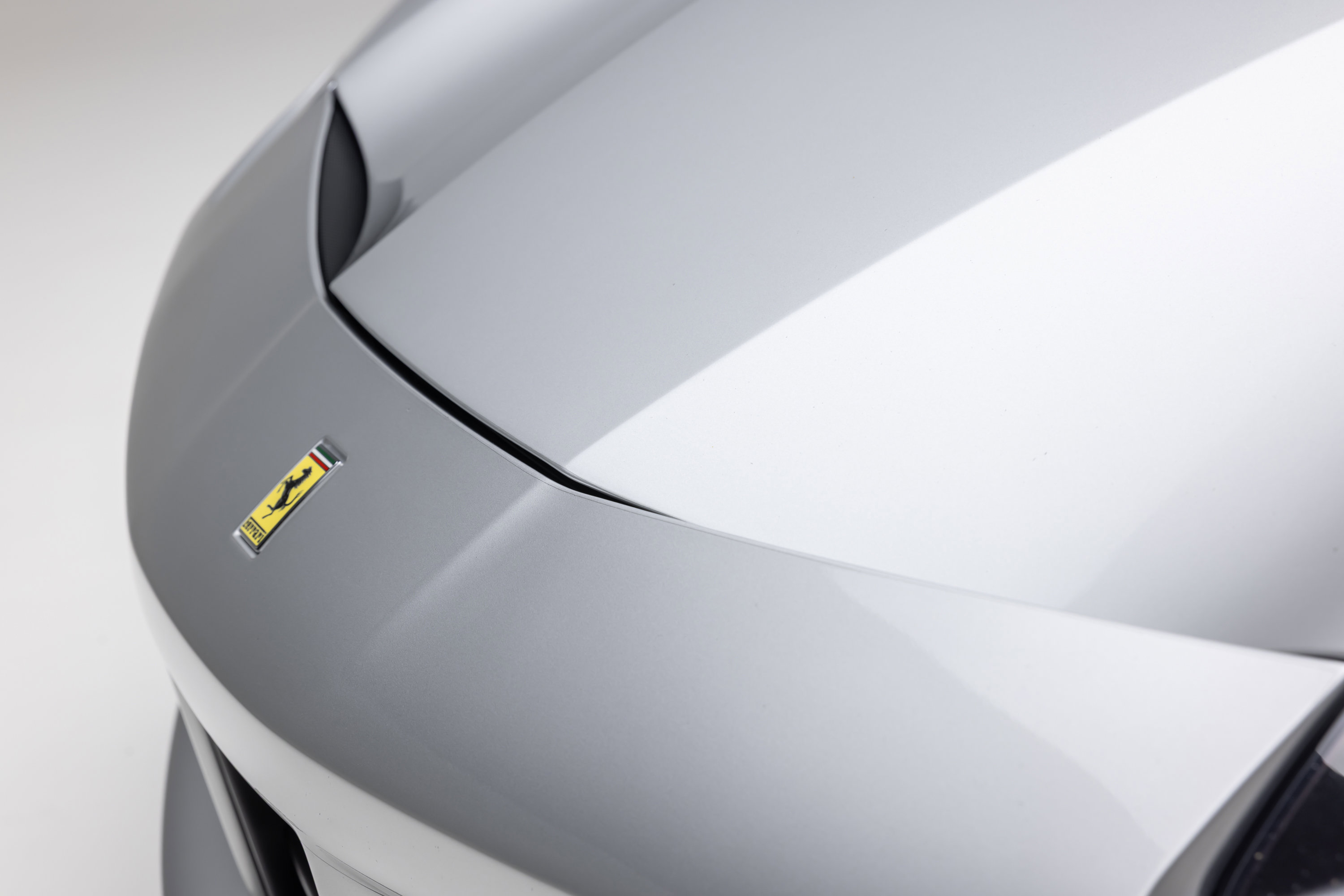 Certified 2018 Ferrari 488 GTB RWD image 17