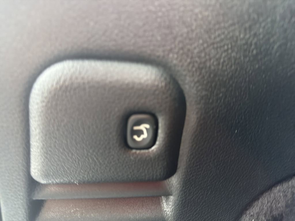 Used 2015 Jeep Grand Cherokee Limited image 26