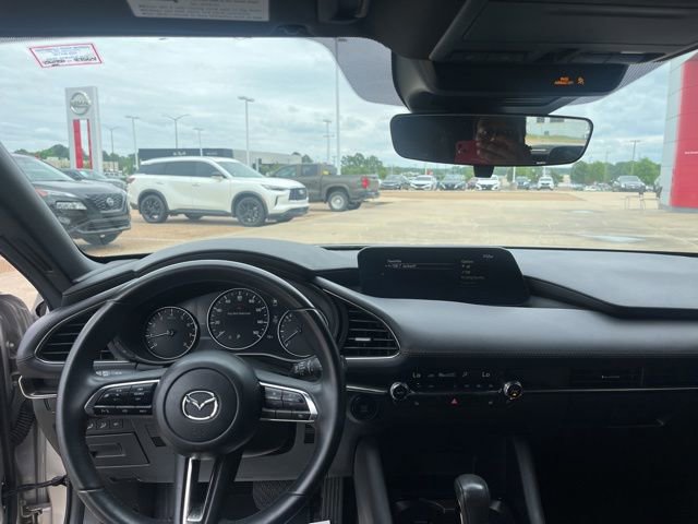 Used 2024 MAZDA MAZDA3 s FWD image 11