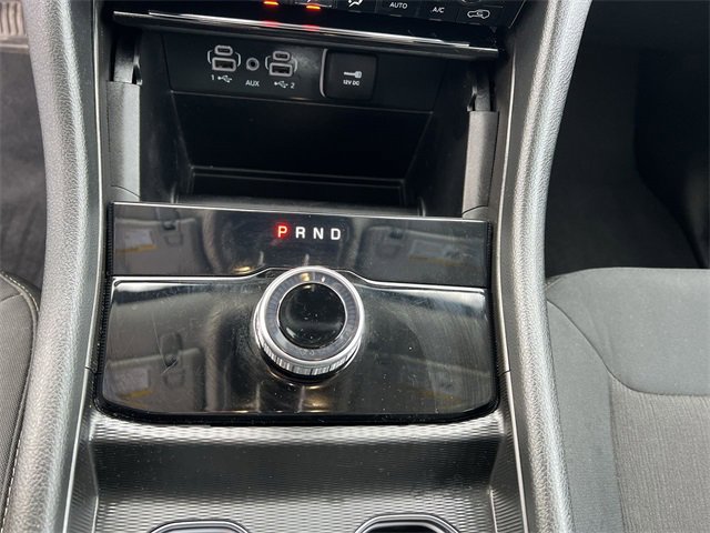 Used 2023 Jeep Grand Cherokee Laredo image 22