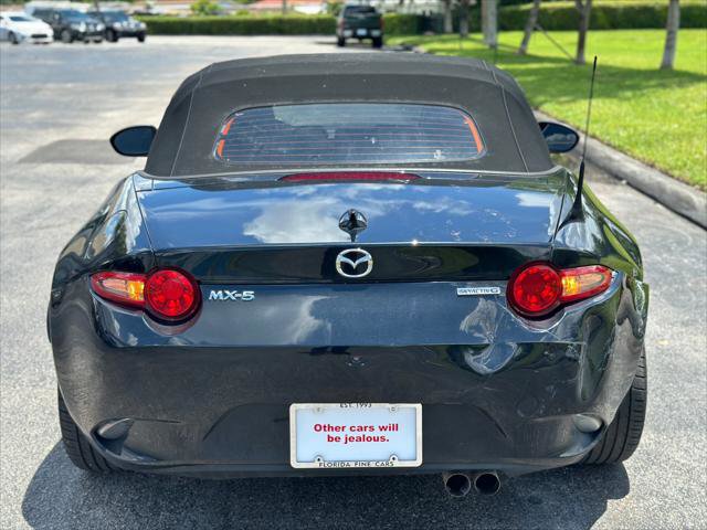 Used 2021 MAZDA MX-5 Miata Grand Touring RWD image 6