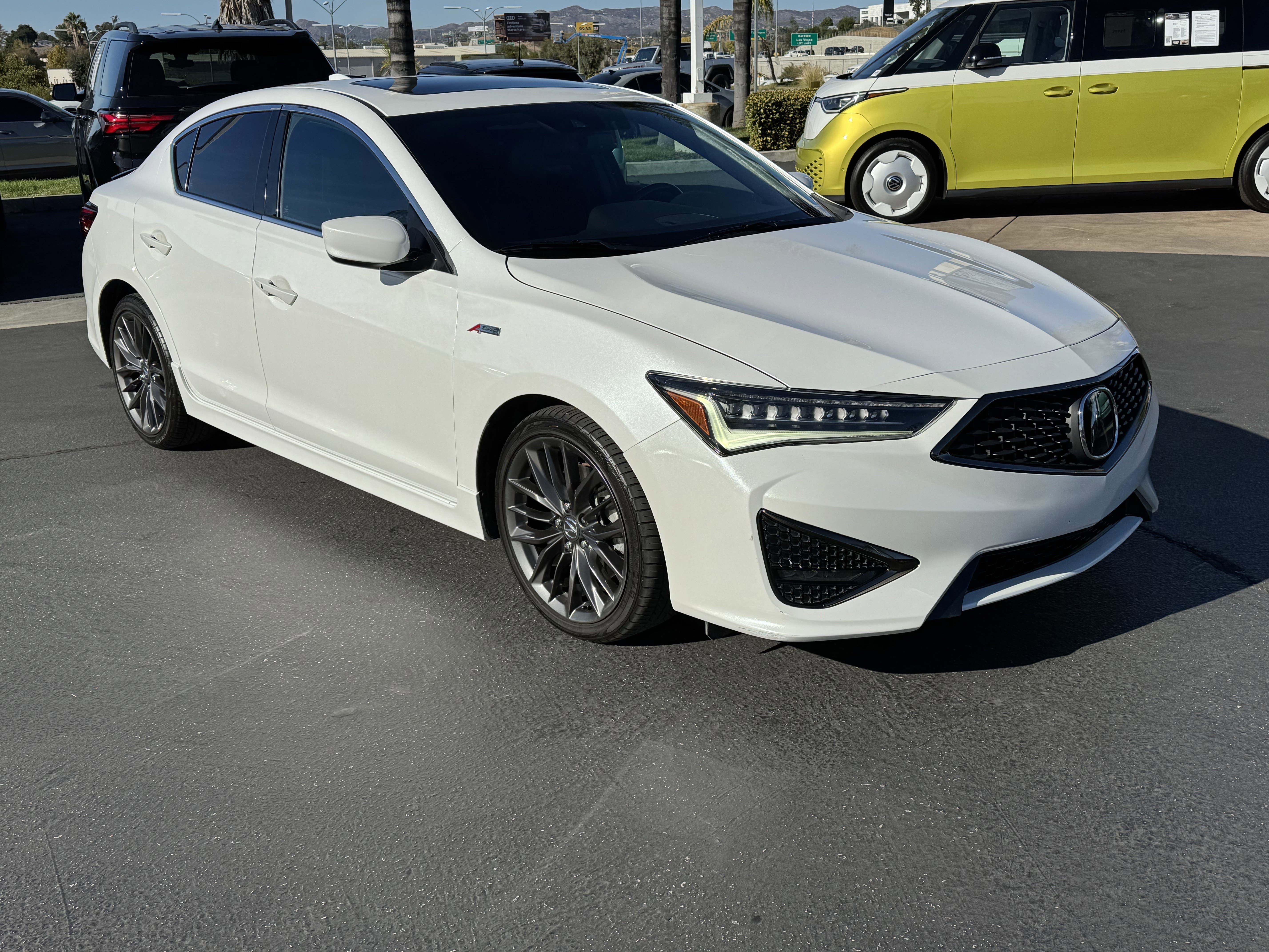 Used 2022 Acura ILX image 2