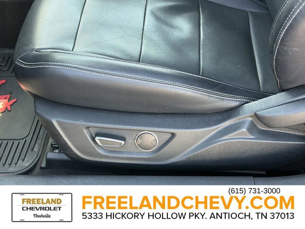 Used 2017 Ford Mustang Premium image 17
