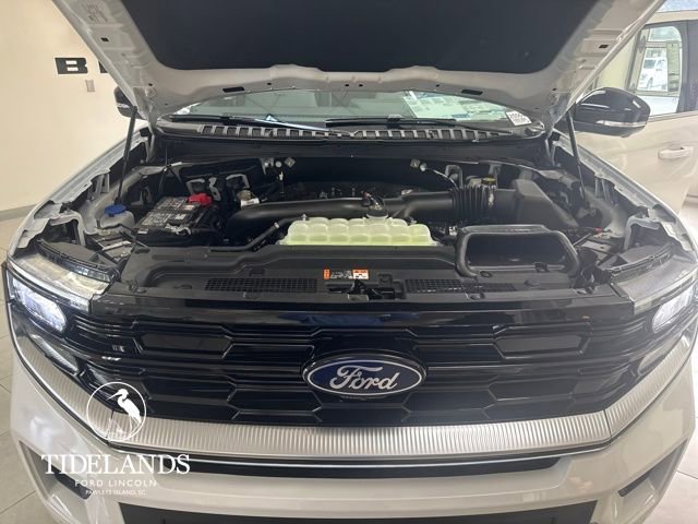 New 2025 Ford Expedition Platinum w/ Platinum Ultimate Package AWD/4WD image 26