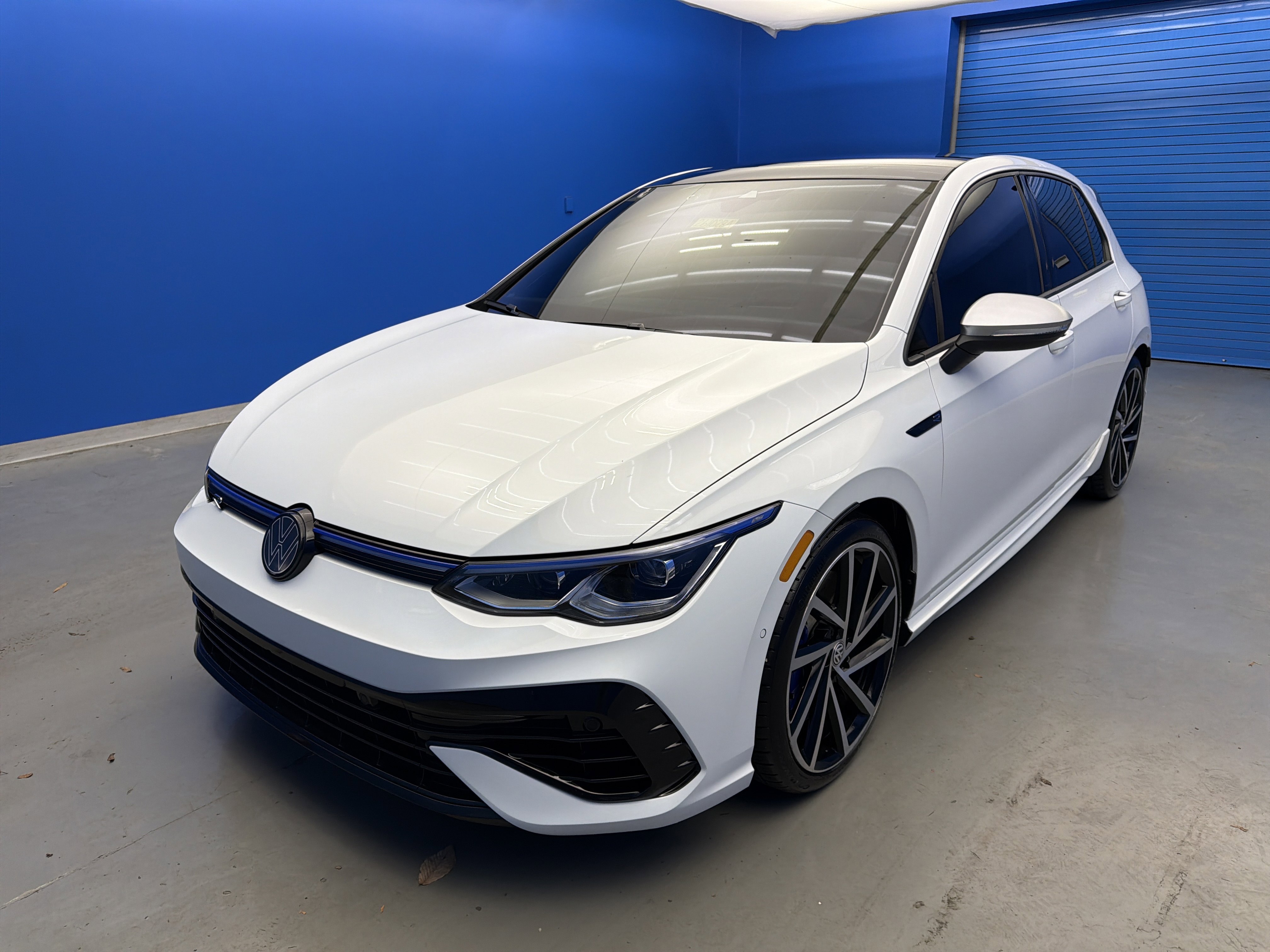 Used 2024 Volkswagen Golf R image 4