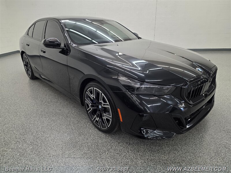 Used 2026 BMW 530i w/ M Sport Package RWD image 10