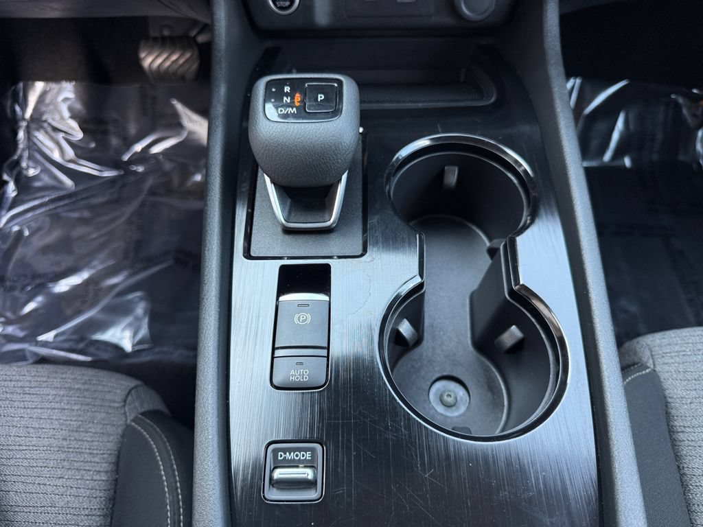 Used 2023 Nissan Rogue SV FWD image 18