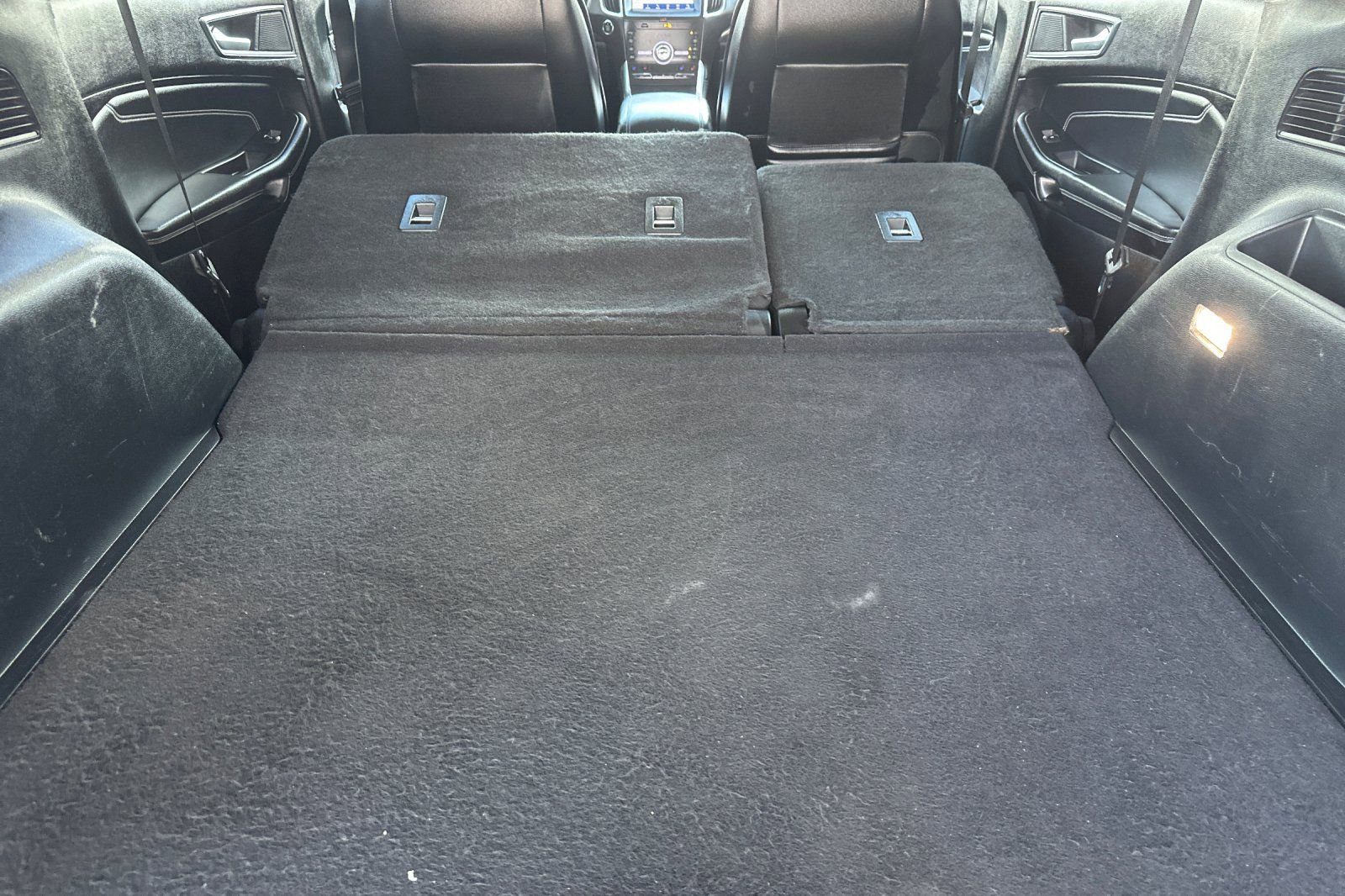 Used 2020 Ford Edge Titanium w/ Equipment Group 301A FWD image 15