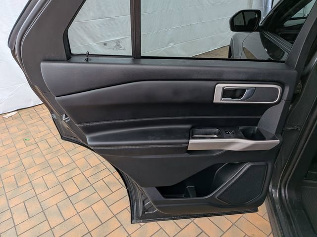 Used 2022 Ford Explorer XLT w/ Equipment Group 202A image 20