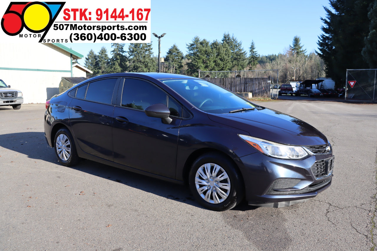 Used 2016 Chevrolet Cruze LS image 9