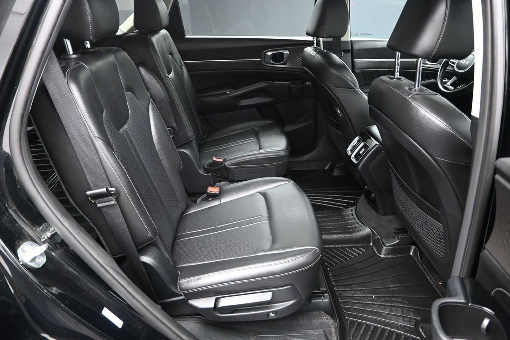 Certified 2022 Kia Sorento SX AWD/4WD image 39