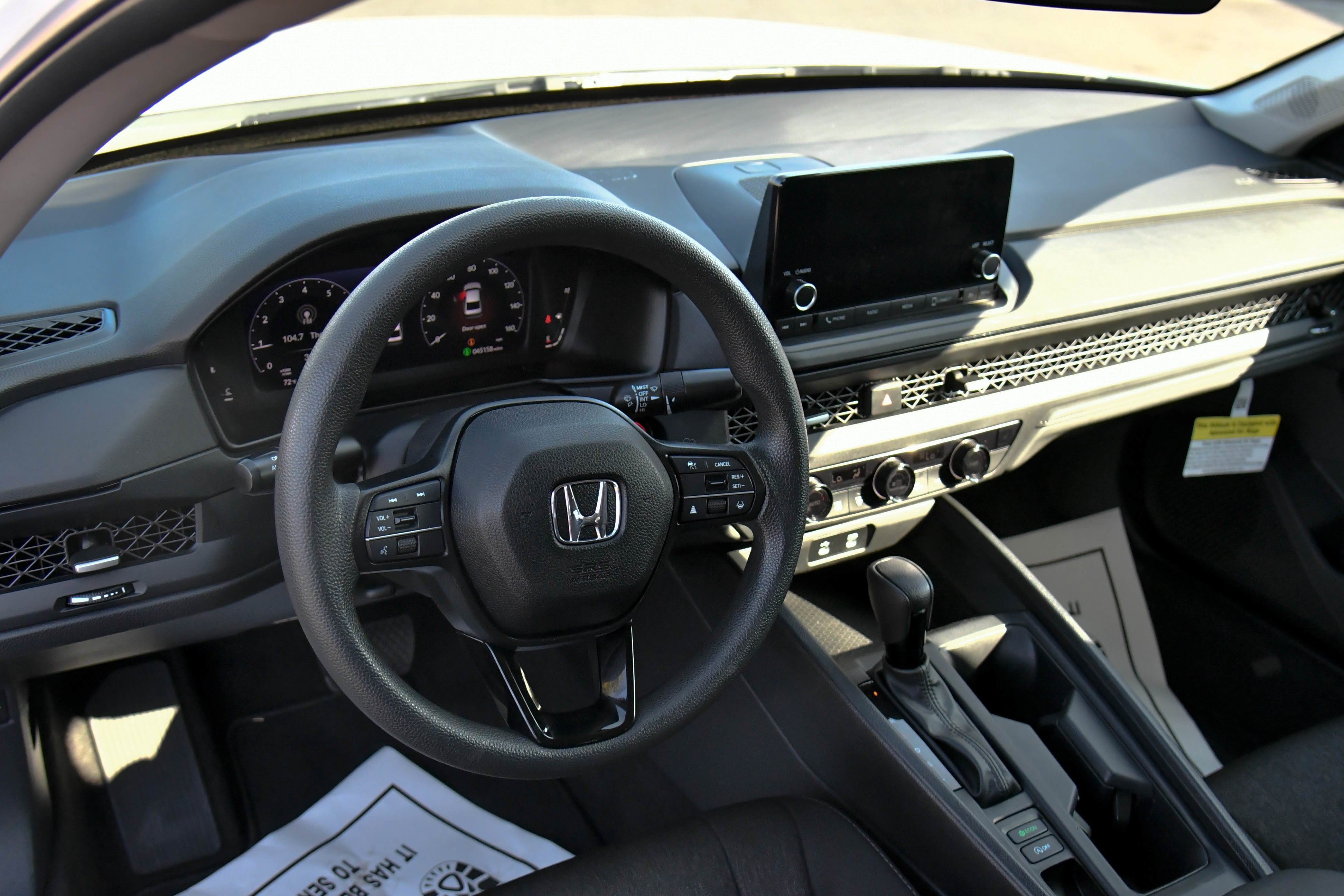 Used 2023 Honda Accord EX image 14
