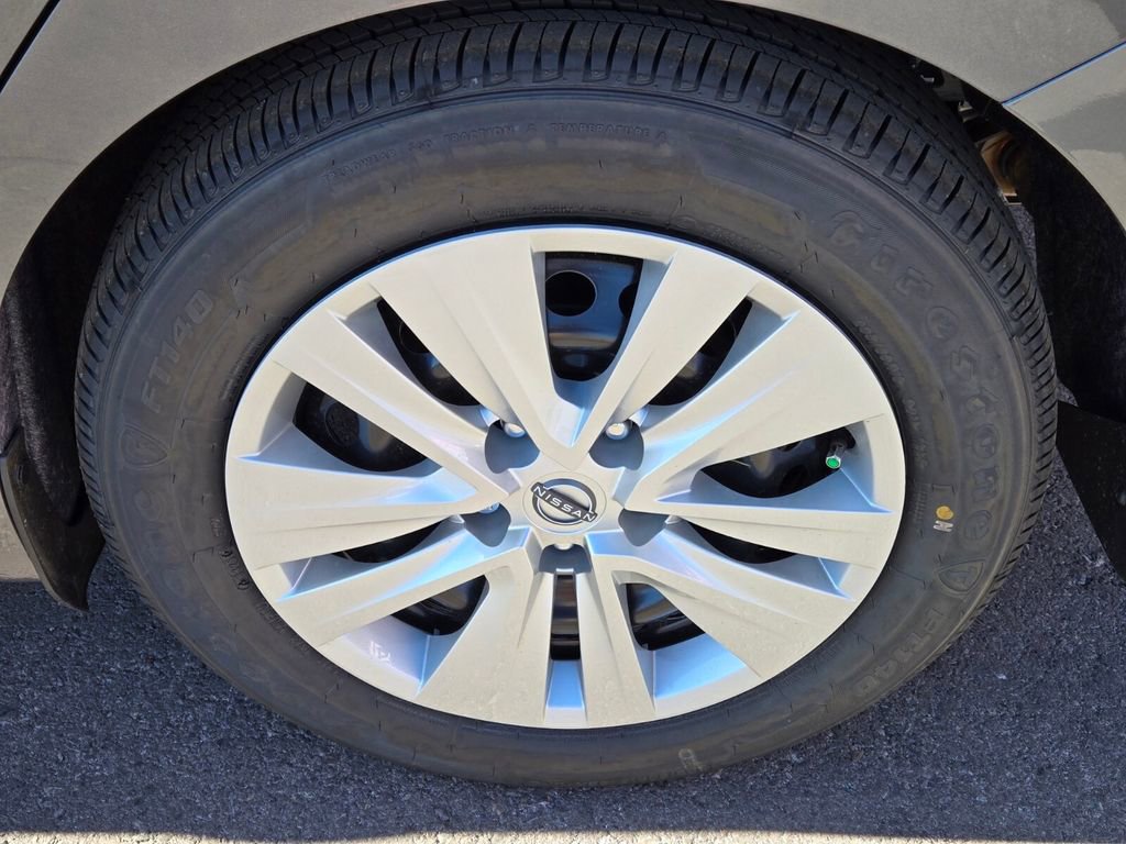 New 2025 Nissan Sentra S image 5