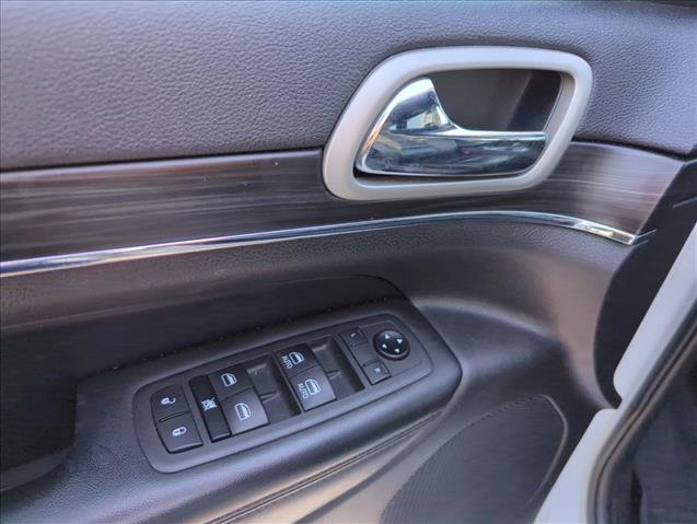 Used 2020 Jeep Grand Cherokee Limited AWD/4WD image 10