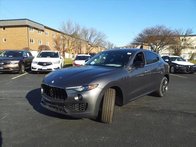 Used 2024 Maserati Levante GT Ultima AWD/4WD image 6