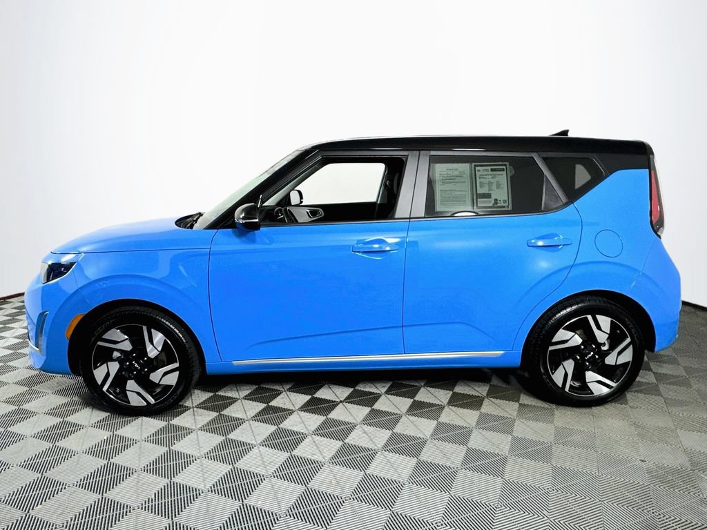 Used 2023 Kia Soul GT-Line FWD image 4