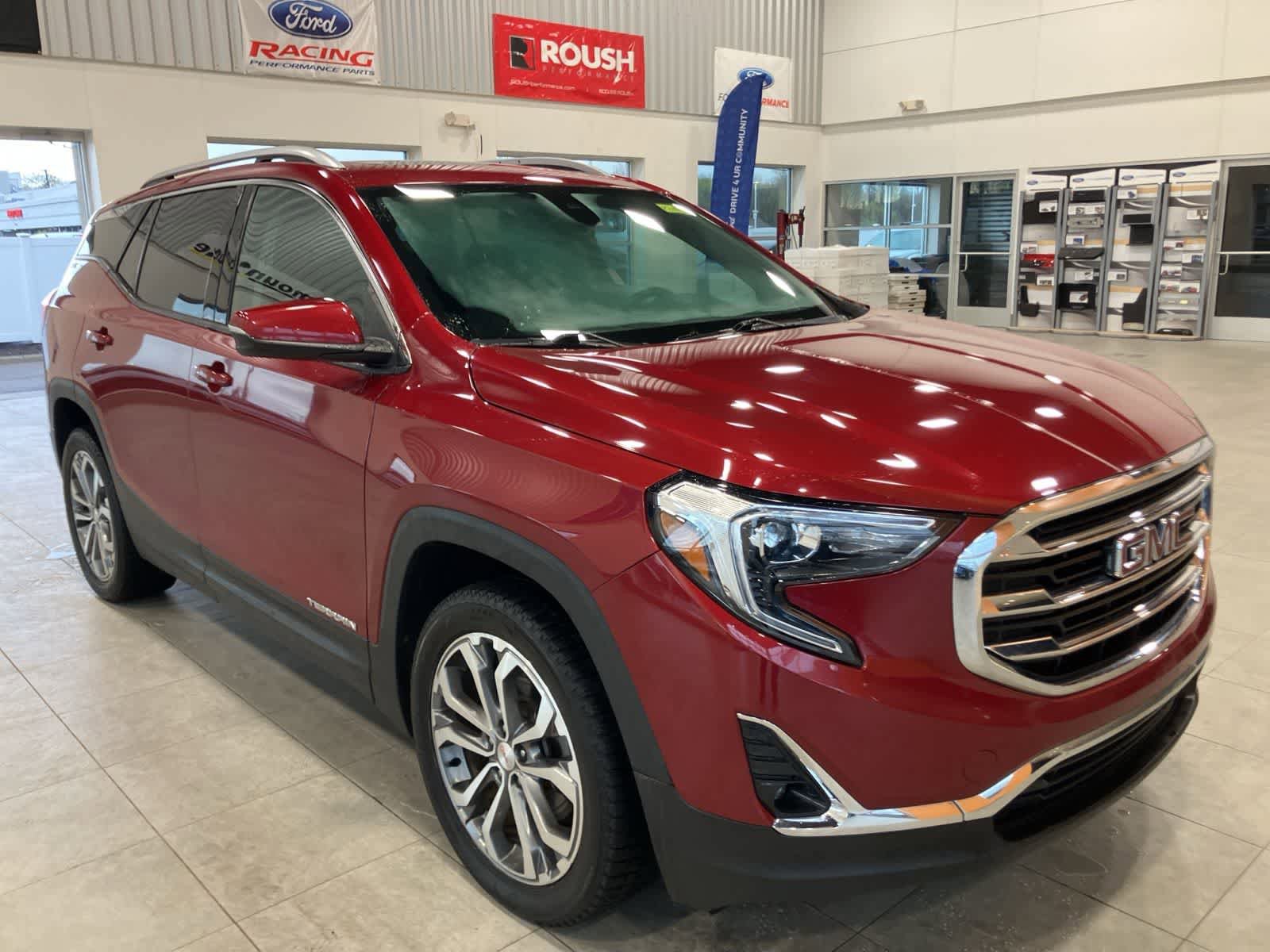 Used 2020 GMC Terrain SLT w/ Preferred Package image 3