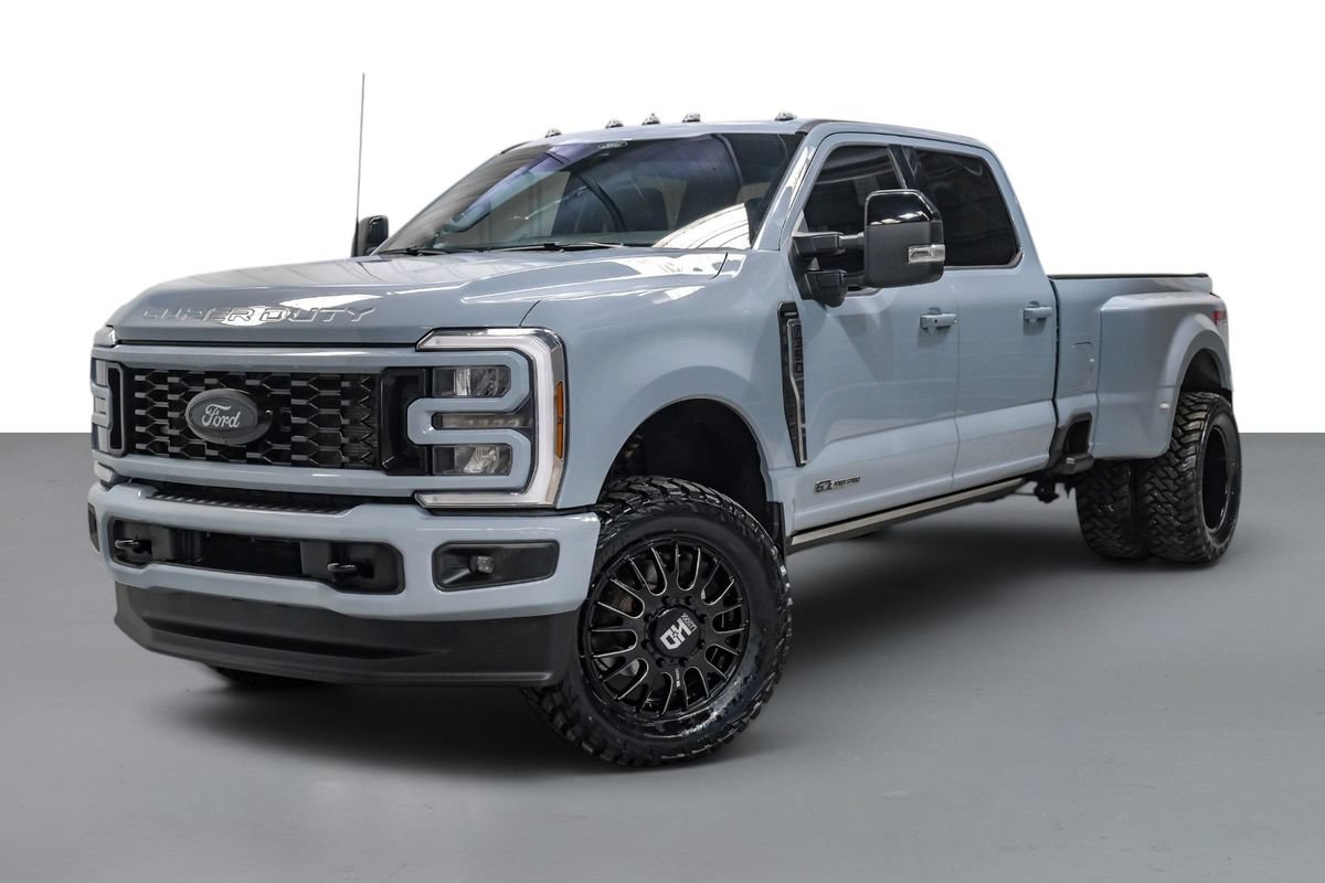 Used 2026 Ford F350 Lariat w/ FX4 Off-Road Package AWD/4WD image 5